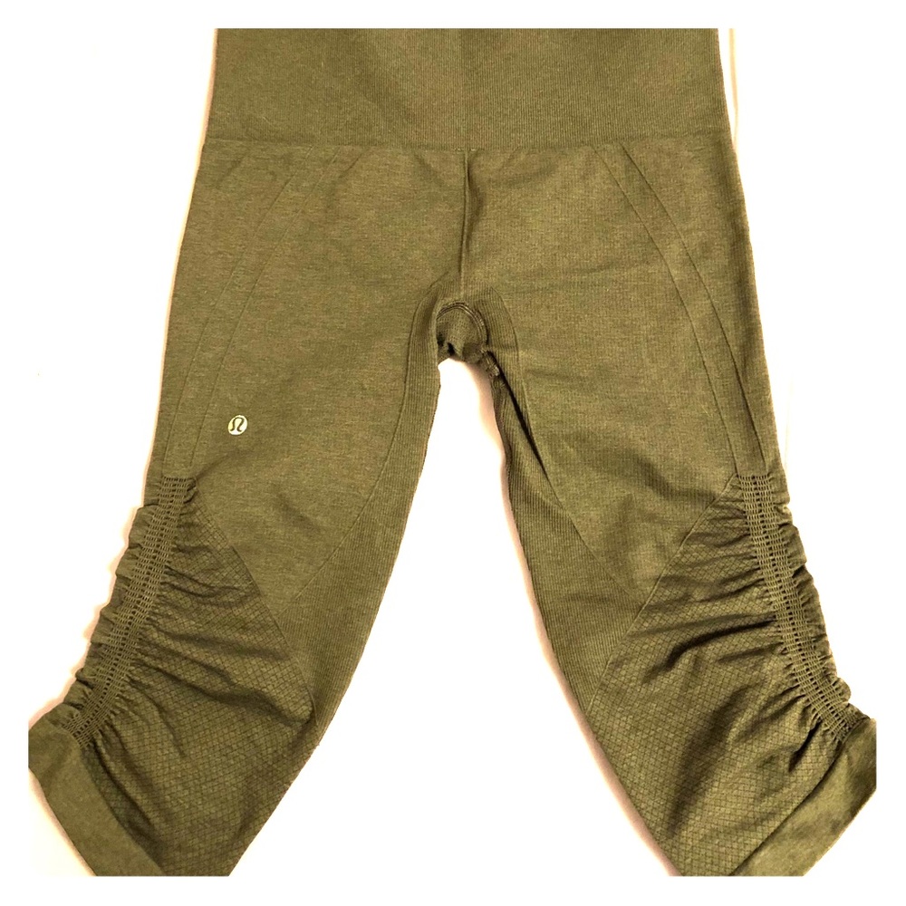 Army green lulu lemon leggings